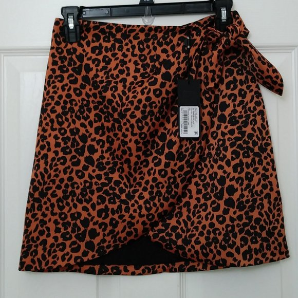 Gianni Bini Animal Print Wrap Skirt Size 2 - Picture 4 of 13